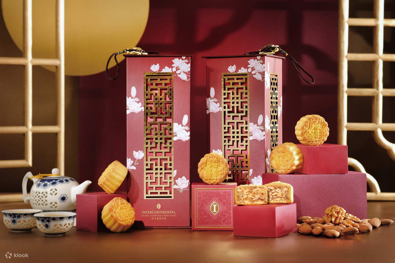 Hoi King Heen at InterContinental Grand Stanford Hong Kong Mooncake